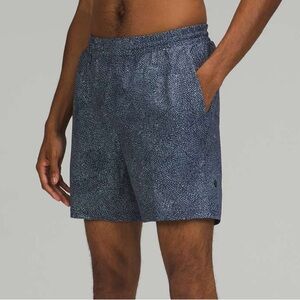 Lululemon Channel Cross Swim Short 7” Quick Dil Blue Multi size Medium